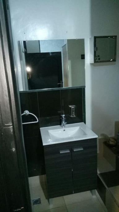 Appartement Centre De Marrakech มาร์ราเกช ภายนอก รูปภาพ